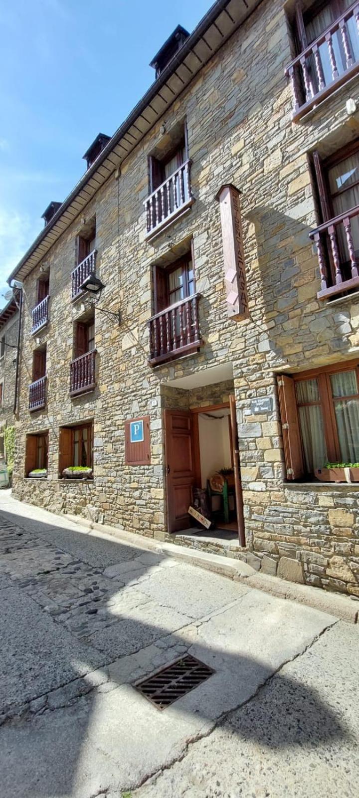 Pension Casat Salardú المظهر الخارجي الصورة